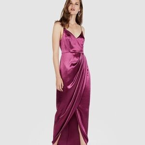 NWOT Express metallic fuchsia midi cocktail dress size medium